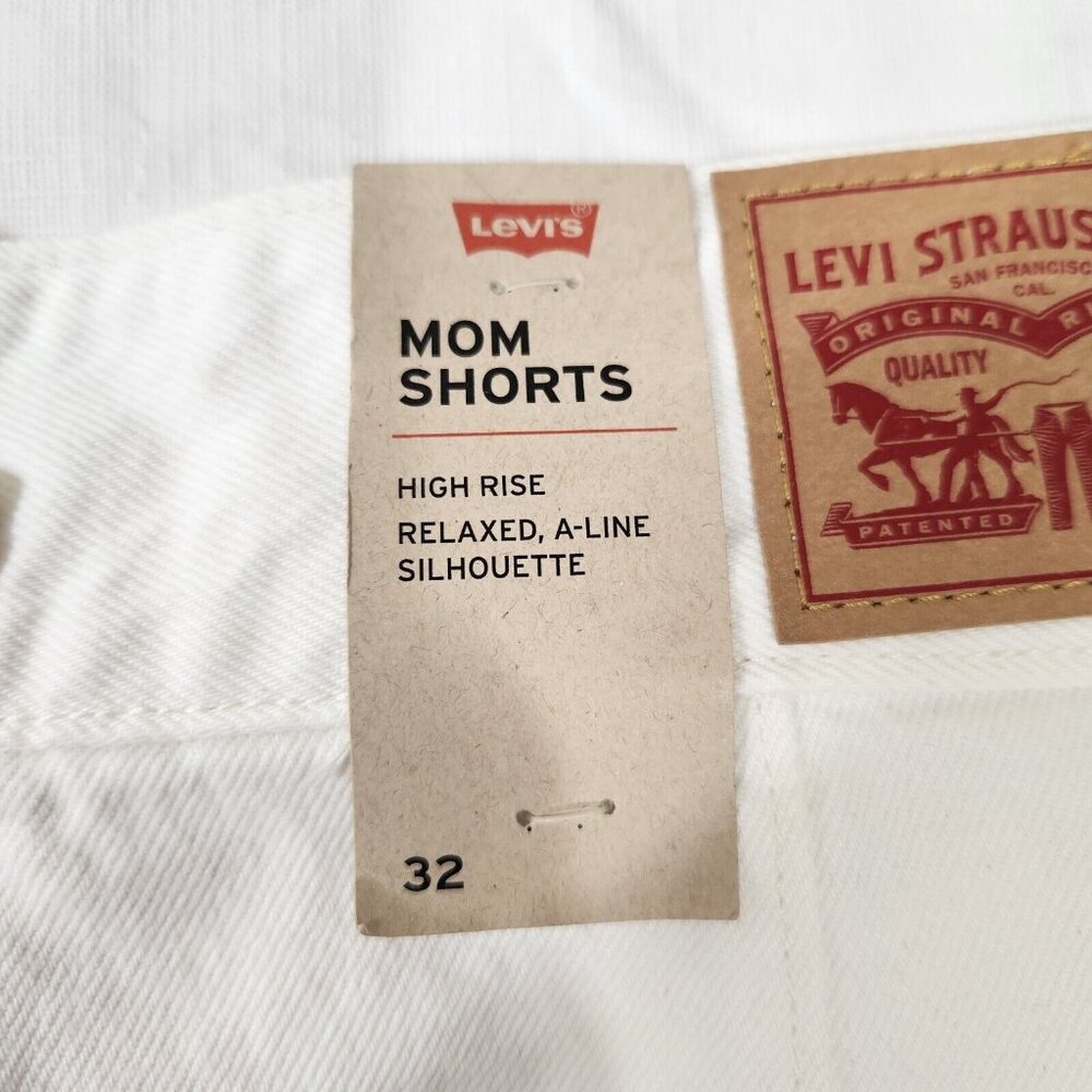 Womens Levi’s Mom Cotton Shorts Size 32 White High Rise A-Line Relaxed (CJ8) - Picture 3 of 12